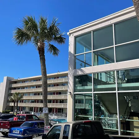 Oceanfront Viking Motel-2