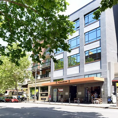 Hotel Diplomat Sydney-3
