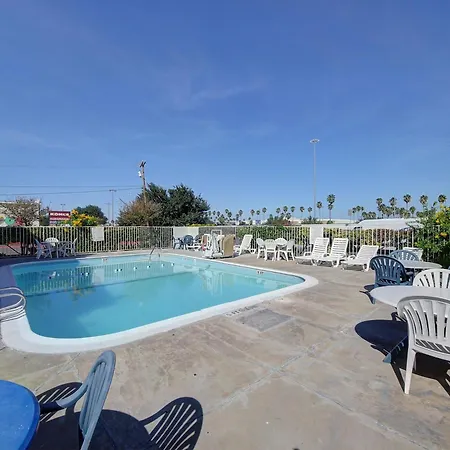 Motel 6-Laredo, Tx - South-3