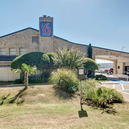 Motel 6-Dallas, Tx - Forest Lane-2