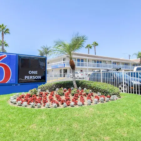 Motel 6-Santa Ana, Ca-3