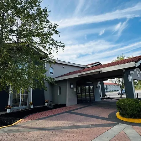Baymont By Wyndham Indianapolis Airport Lynhurst-2