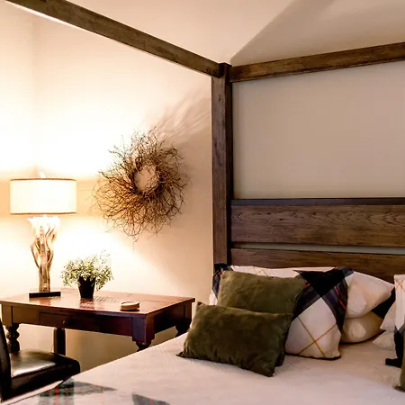 Merritt House Hotel-2