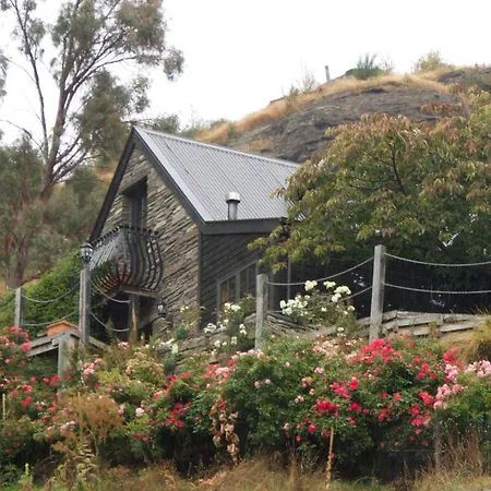 Trelawn Riverside Cottages-2