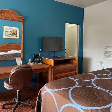 American Inn Of Daytona-3