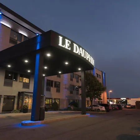 Hotel & Suites Le Dauphin Quebec-3