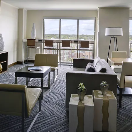 Newport News Marriott At City Center-2