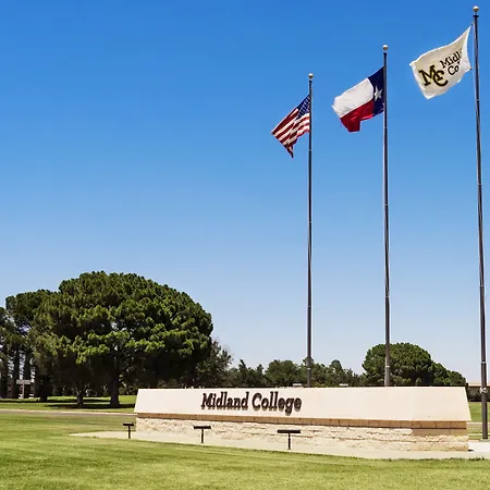 Holiday Inn Express & Suites Midland Loop 250 By Ihg-2