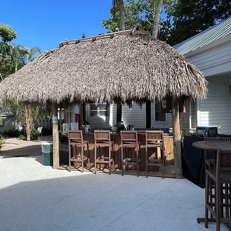 Eden House-2