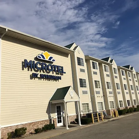 Microtel Inn & Suites By Wyndham Indianapolis Airport-3