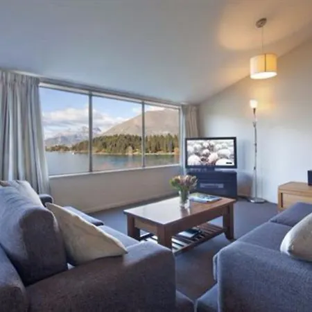 Spinnaker Bay Apartments-2