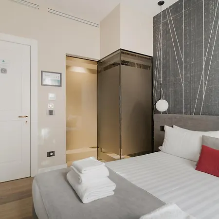 Della Spiga Suites By Brera Apartments-3