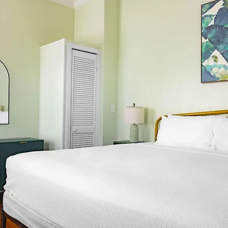 Key Lime Cottage-2