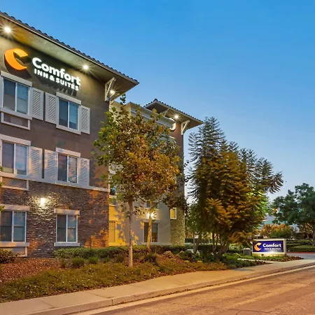 Comfort Inn & Suites Near Ontario Airport-2