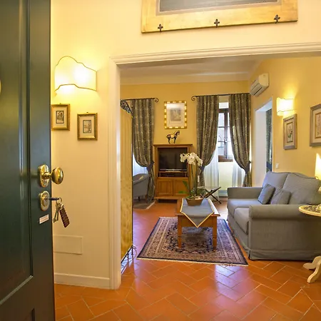 La Casa Del Garbo - Luxury Rooms & Suite-3