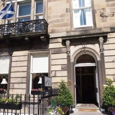 Thistle Hotel-2