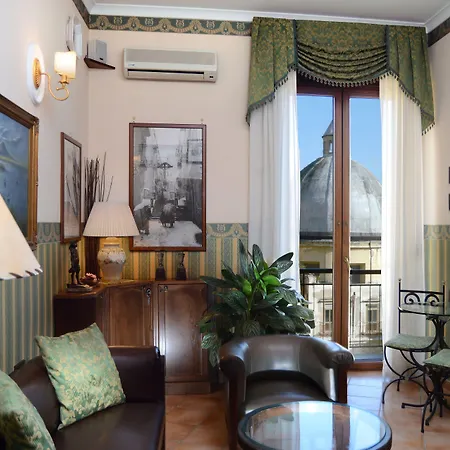 Pinto-Storey Hotel-3
