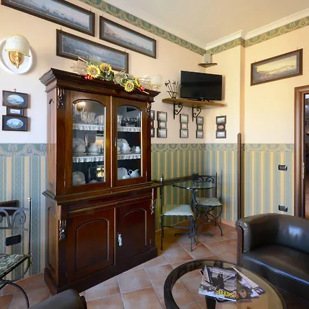 Pinto-Storey Hotel-2