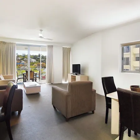 Oaks Townsville Gateway Suites-3
