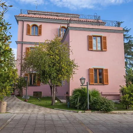 Hotel Arco Di Travertino-3