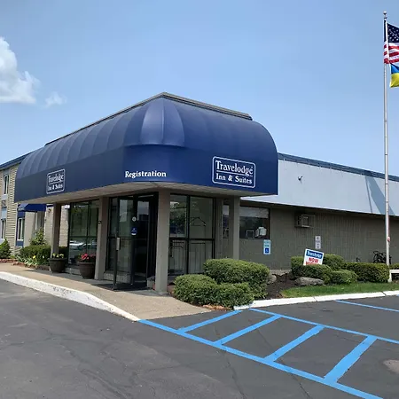 Travelodge Inn & Suites By Wyndham Albany-2