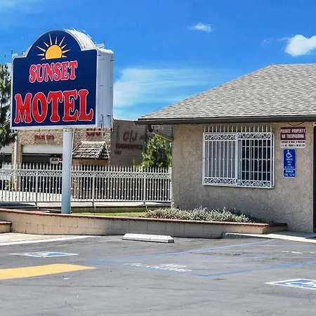 Sunset Motel-3