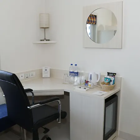 Hometel Chandigarh-3