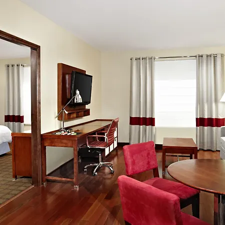 Four Points By Sheraton Calgary Airport-2