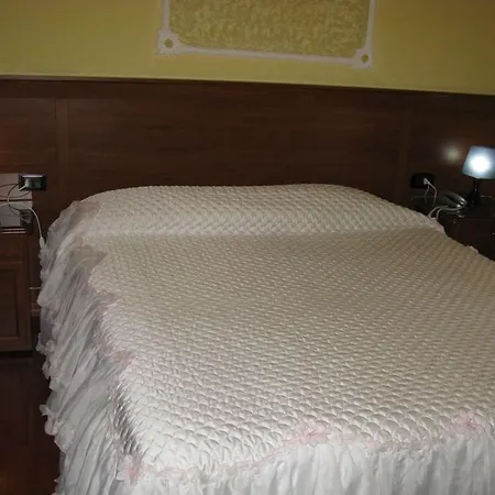 Hotel Iris-2