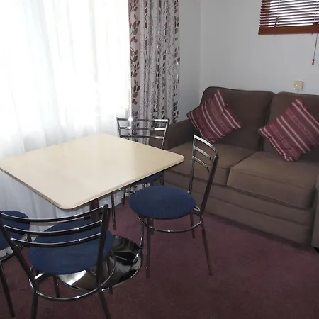Asure Camelot Arms Motor Lodge-2