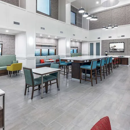 Hampton Inn & Suites Dallas I-30 Cockrell Hill, Tx-2