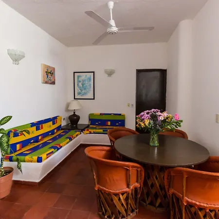 Suites Plaza Del Rio - Family Hotel Malecon Centro-2