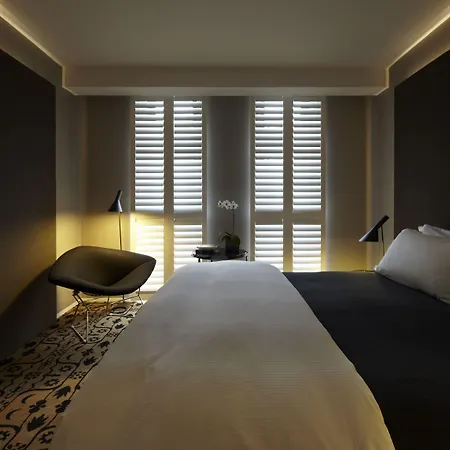 Burbury Hotel & Apartments-3