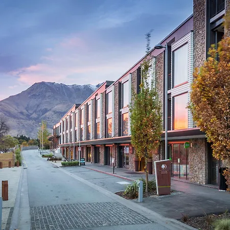 Doubletree By Hilton Queenstown-3