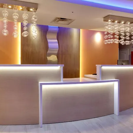 La Quinta By Wyndham Dallas Love Field-3