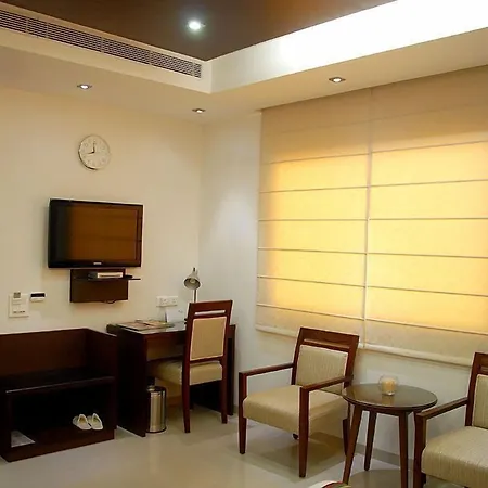 Townhouse Oak Safdarjung-2