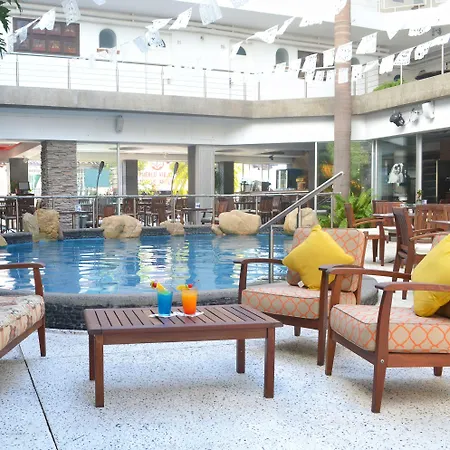 Hotel Rio Malecon-3