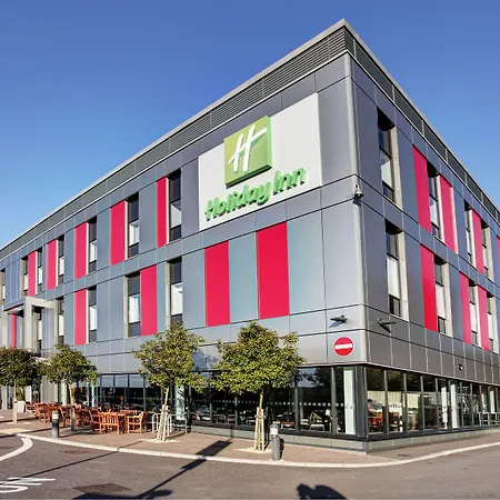 Holiday Inn London Luton Airport By Ihg-3