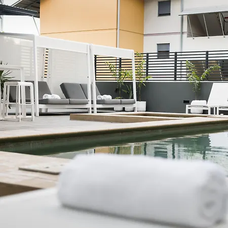 Grand Hotel And Apartments Townsville-2