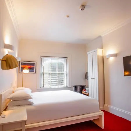Kellys Hotel-3