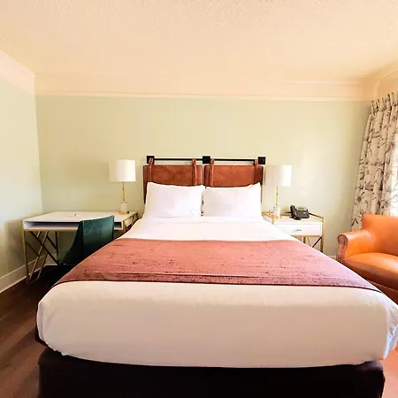 Bayfront Inn-2