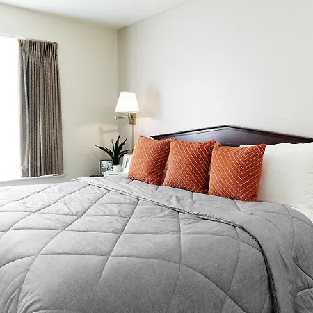 Intown Suites Extended Stay Newport News Va - I-64-2