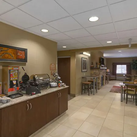 Microtel Inn & Suites By Wyndham Minot-3