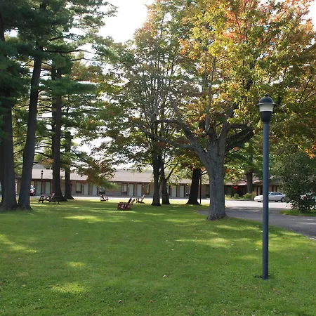Rideau Heights Inn-2