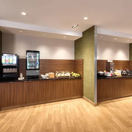 Fairfield Inn & Suites By Marriott Moncton-3