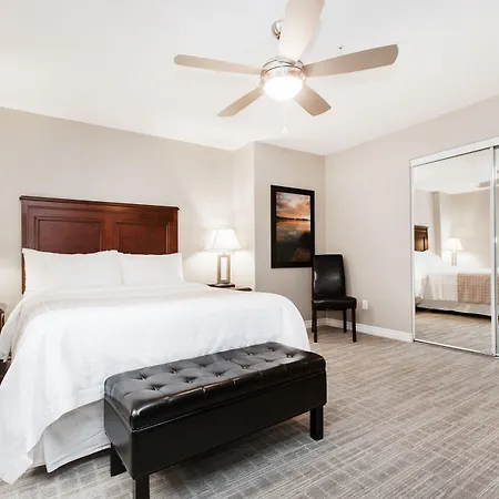 Canterra Suites Hotel-3