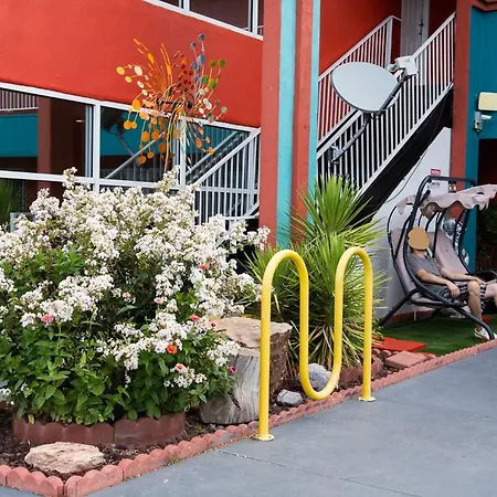 Sandia Peak Inn Old Town Abq, A Howard Johnson By Wyndham-3