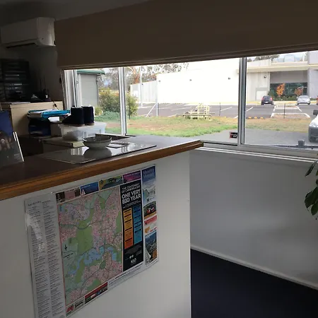 Canberra Carotel Motel-2