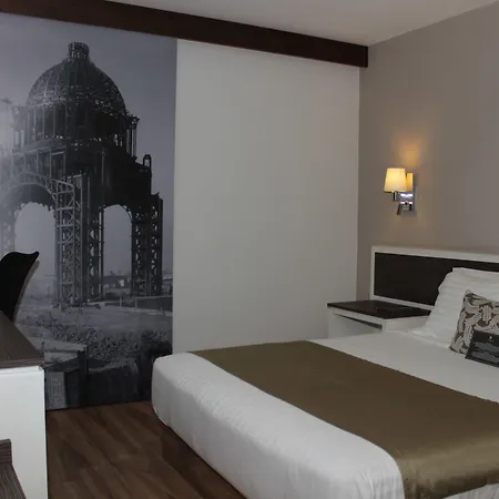 Hotel Plaza Revolucion-2