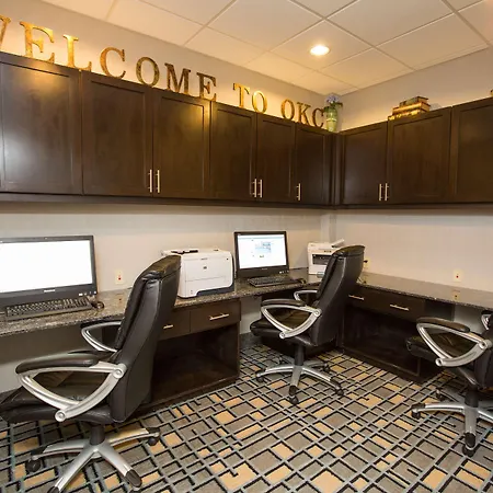 Hampton Inn & Suites Oklahoma City Airport-3